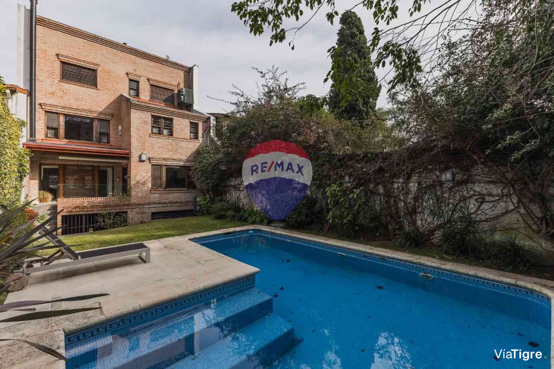 Casa Venta Martínez 315 m2 impecable 8 ambientes