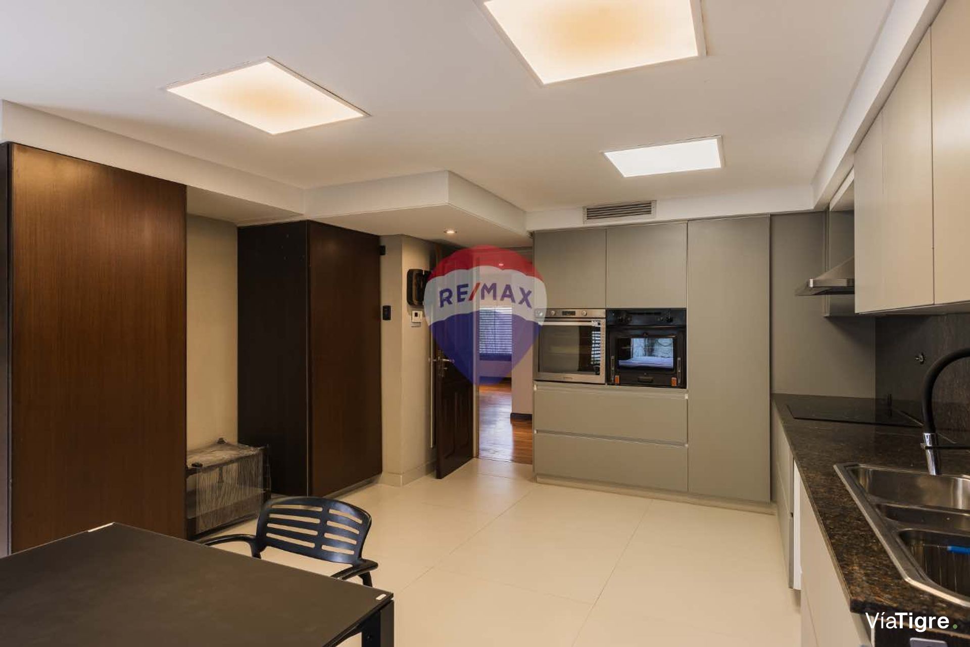 Casa Venta Martínez 315 m2 impecable 8 ambientes