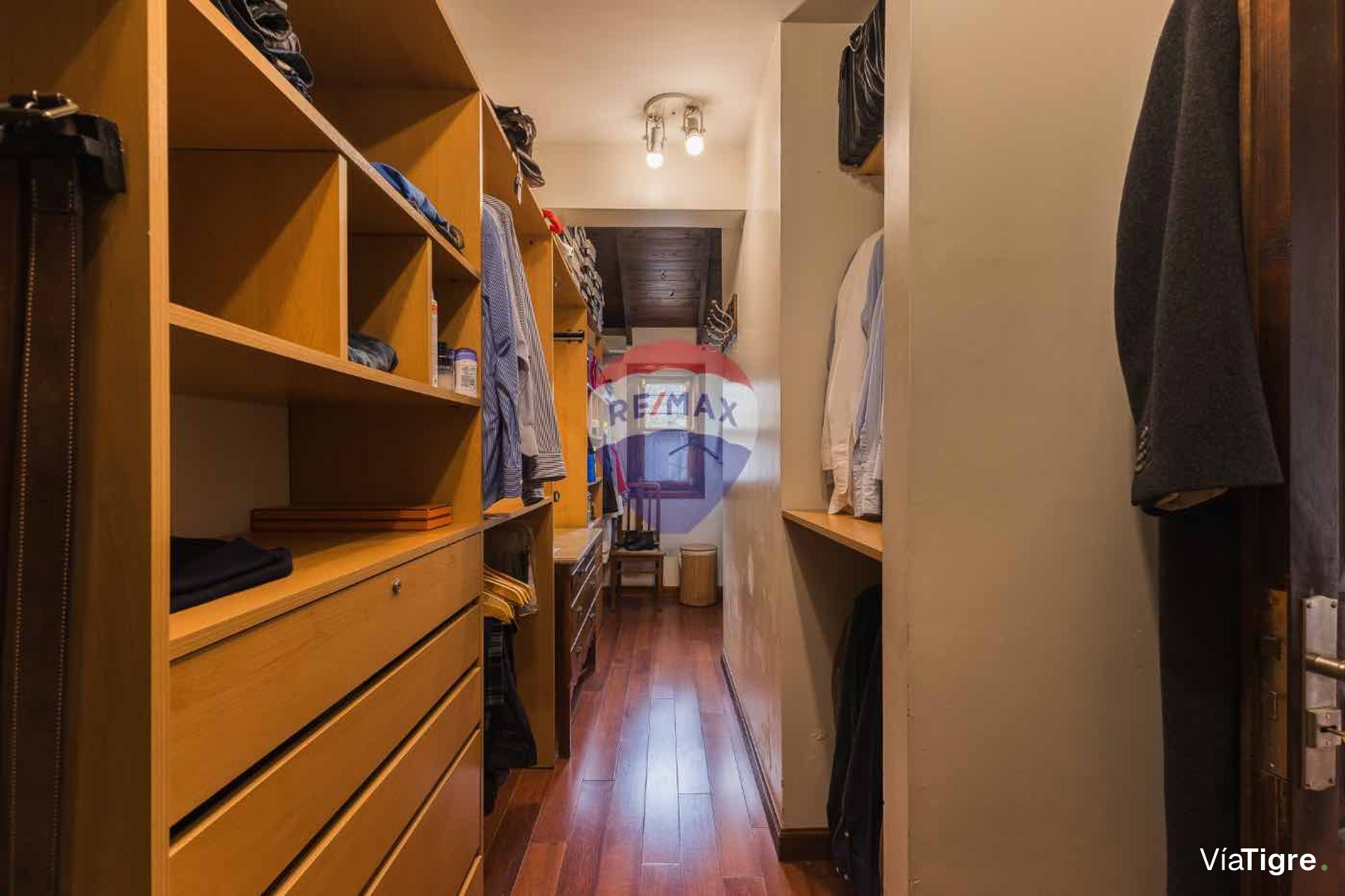 Casa Venta Martínez 315 m2 impecable 8 ambientes