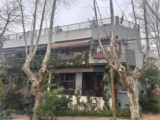 Sale 4-bedroom PH, Service Quarters, Playroom, Two Garages Vte. Lopez