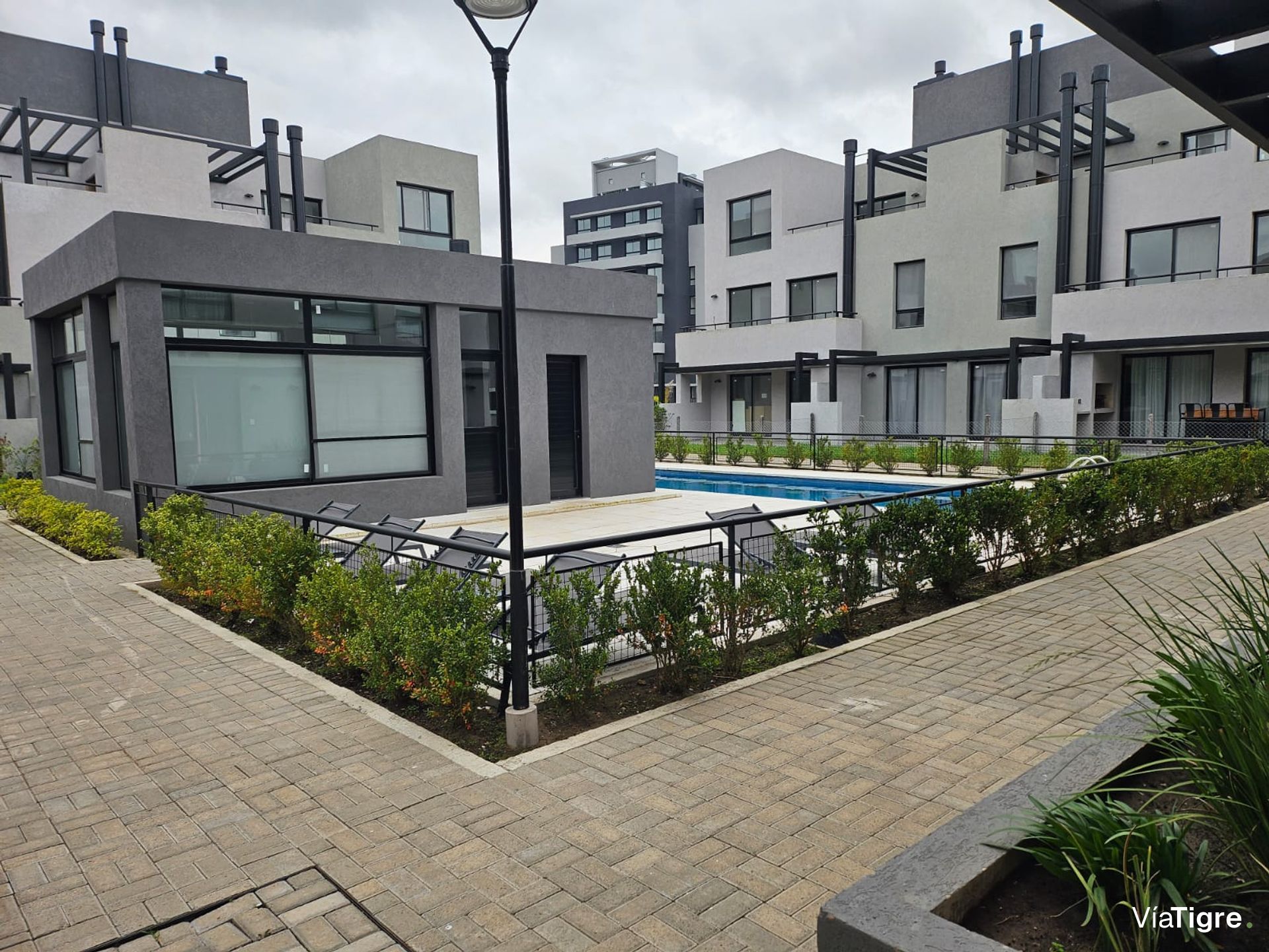 Depto alquiler temp 3amb amueblado Nordelta jardin
