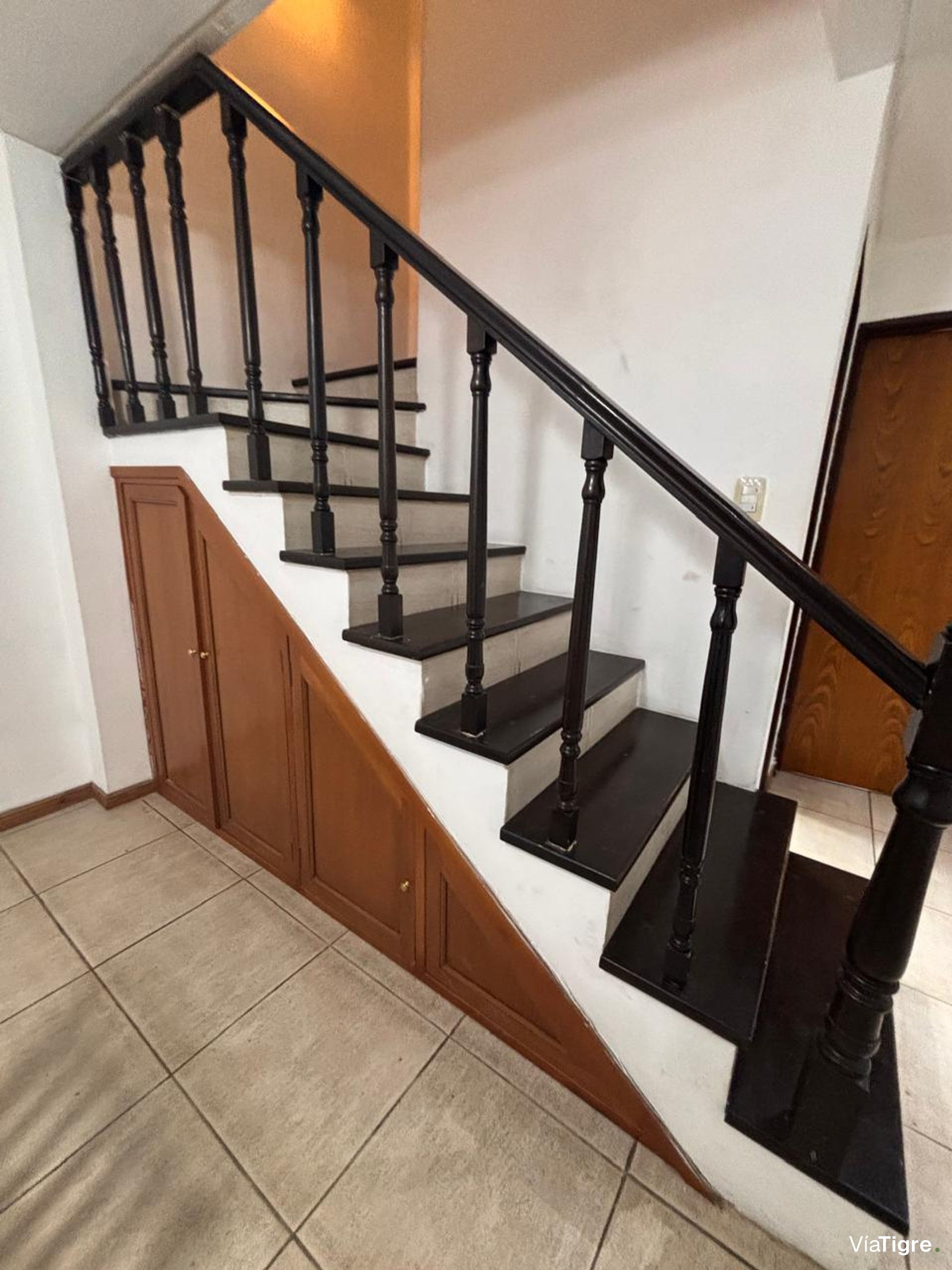 Venta Triplex 5 Amb. J. Ingenieros 5900/Carapachay