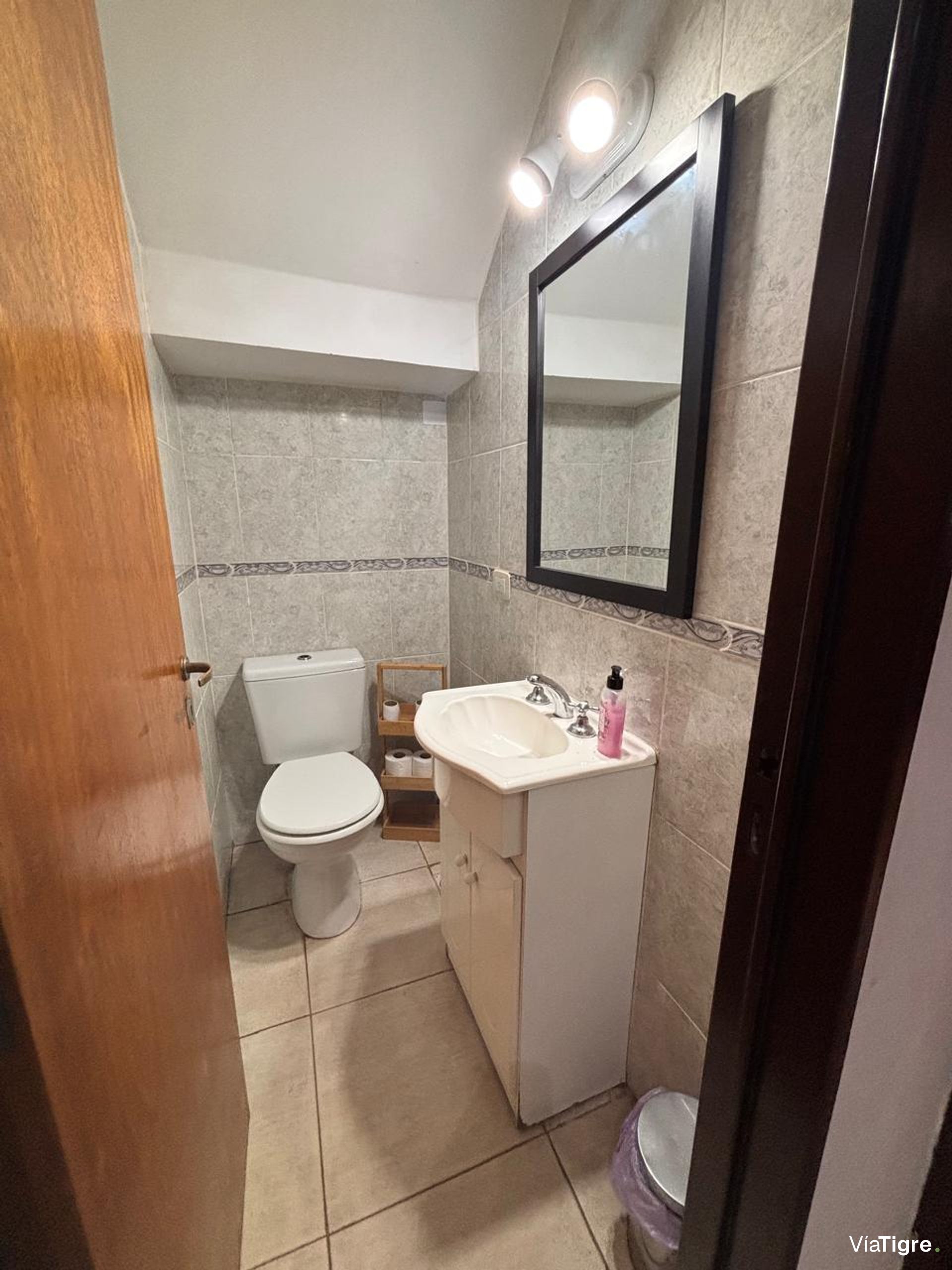 Venta Triplex 5 Amb. J. Ingenieros 5900/Carapachay