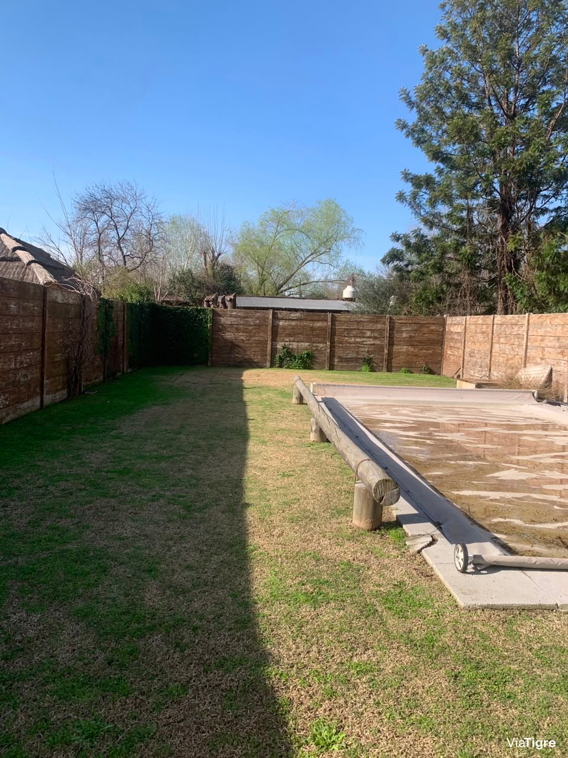 Terreno En Venta - Con Pileta