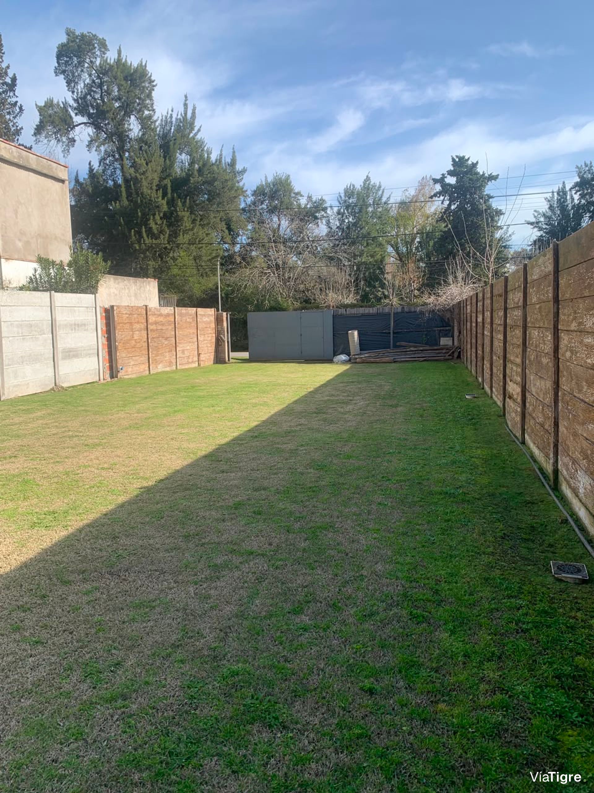 Terreno En Venta - Con Pileta